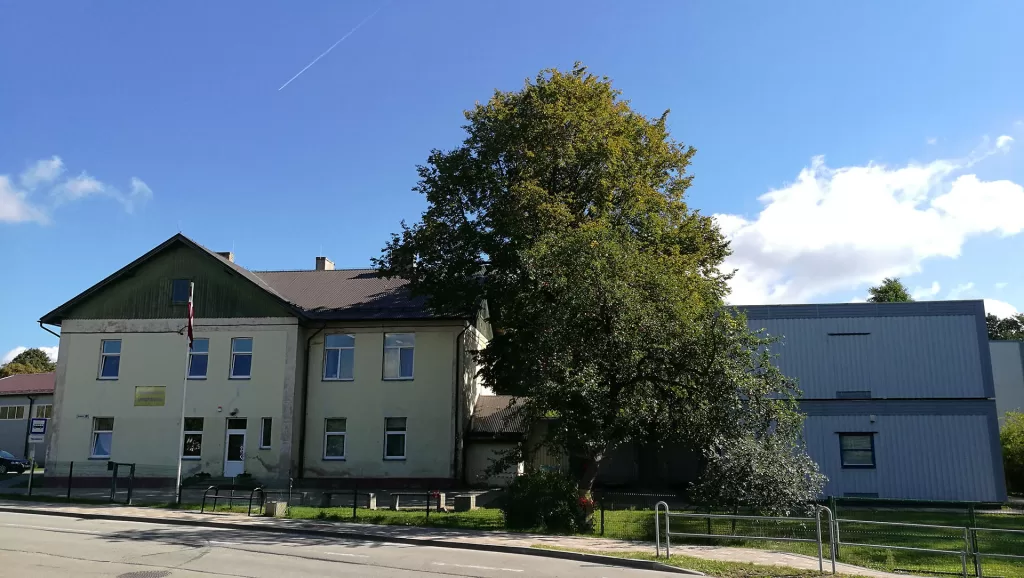 Pļavniekkalna skola