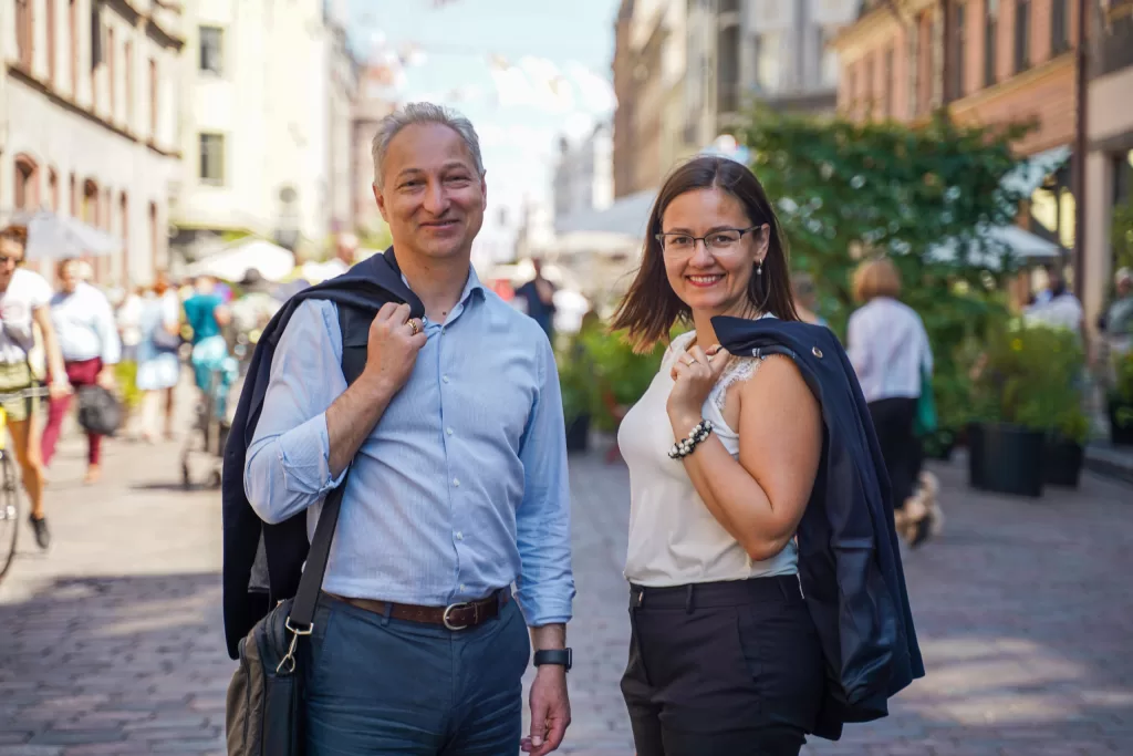 Jānis Bordāns, Linda Ozola